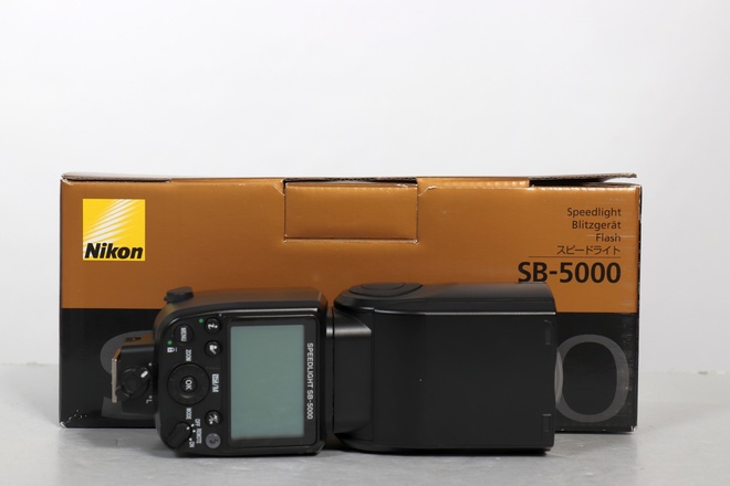 NIKON SB-5000