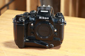 NIKON F4