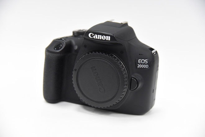 CANON EOS 2000D NU