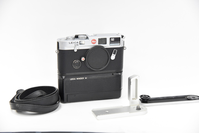 LEICA M6+WINDER