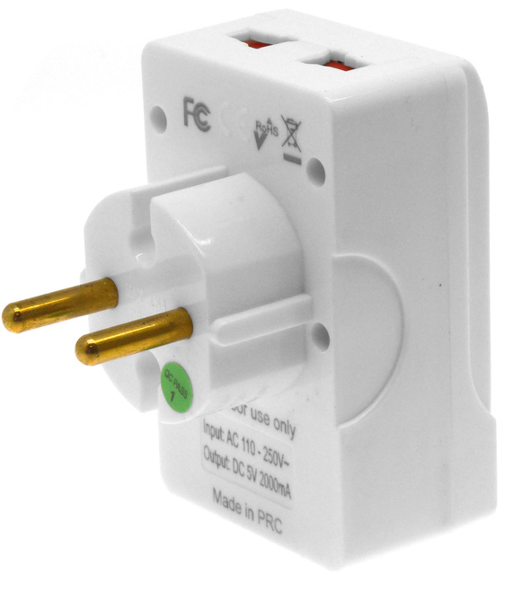 AKASHI c/sect univ/europ 2 usb 2a ultra compact