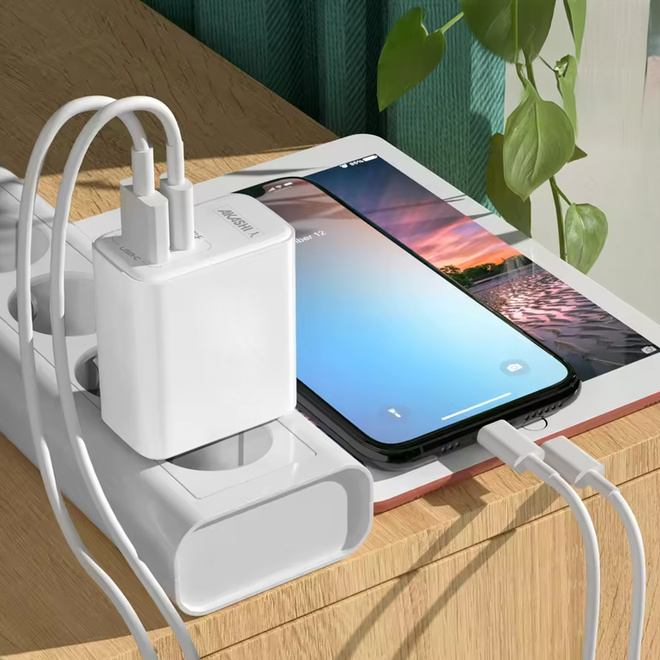 AKASHI<br/>c/sect 45w GaN double usb-c blanc