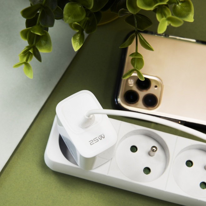 AKASHI<br/>chargeur secteur usb-c 25w blanc