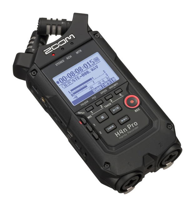 ZOOM<br/>Enregistreur 4 pistes portable