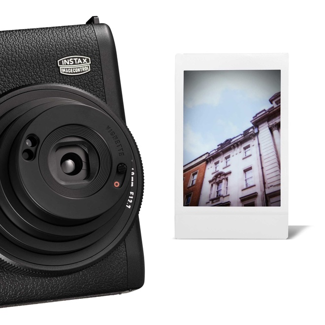 FUJI<br/>INSTAX MINI 99 NOIR