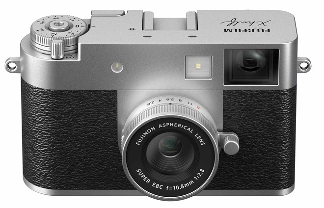 FUJI<br/>X HALF SILVER X-HF1