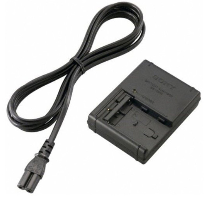 SONY<br/>ADAPTATEUR SECTEUR / CHARGEUR