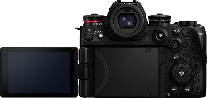 PANASONIC<br/>LUMIX S1RII