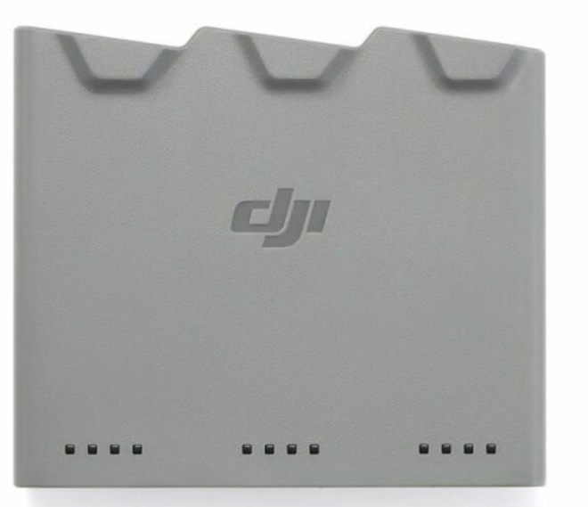 DJI<br/>HUB DE CHARGE POUR MINI 5 PRO