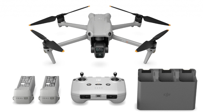 DJI<br/>DRONE AIR 3 FLY MORE COMBO + RC-N2