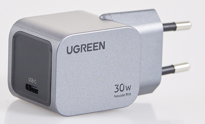 UGREEN<br/>chargeur secteur gan usb-c 30w gris