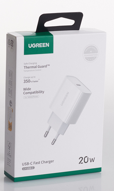 UGREEN<br/>chargeur secteur usb-c 20w blanc