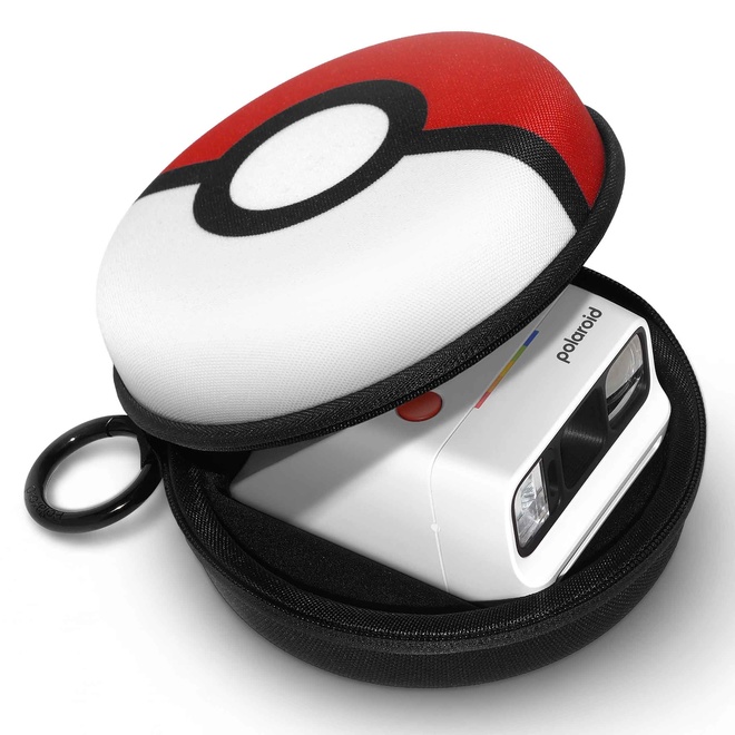 POLAROID<br/>GO HOUSSE POKEMON